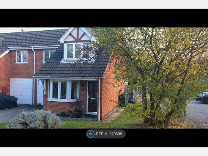 3 Bedroom Semi-Detached House To Rent In Merlin Close, Doncaster, DN6