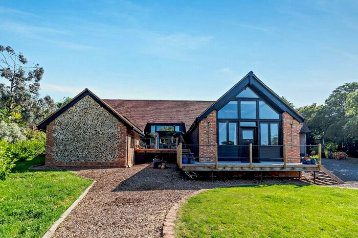 4 Bedroom Detached House For Sale In Low Street, Badingham, Woodbridge, Suffolk, IP13