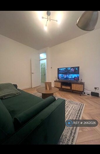 1 Bedroom Flat To Rent In Amersham Road, London, SE14