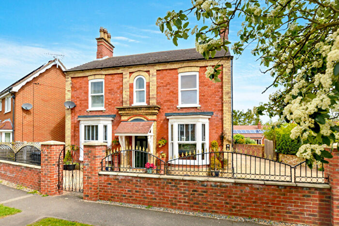 4 Bedroom Detached House For Sale In , Legbourne Road, Louth, LN11