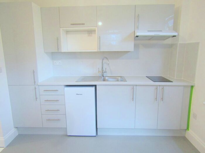 Studio To Rent In Lower Clapton Road, Hackney, E5