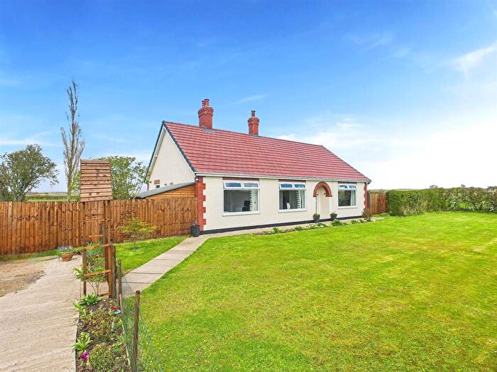 3 Bedroom Detached Bungalow For Sale In Henley Lane, Bardney, LN3