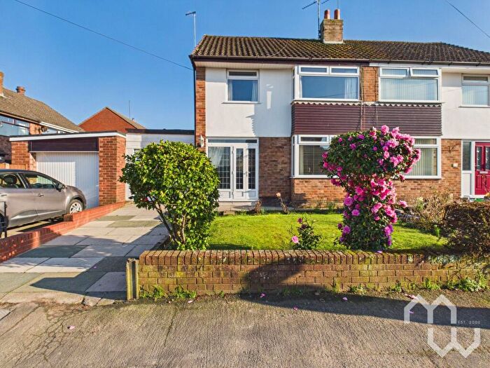 3 Bedroom Semi Detached House For Sale In Glenroyd Drive, Burscough, L40