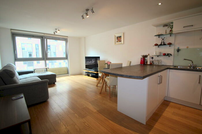 2 Bedroom Flat To Rent In Albion Street, Merchant City, G1