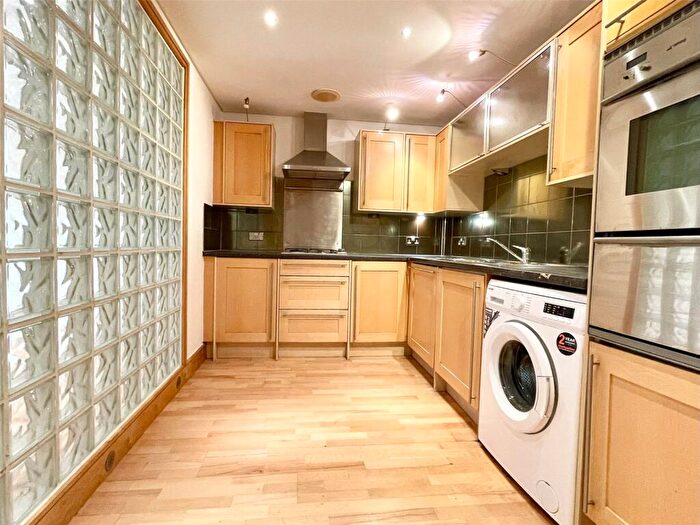 2 Bedroom Apartment To Rent In Park Row, The Panoramic, BS1