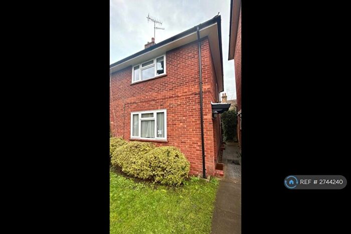 2 Bedroom Semi-Detached House To Rent In Eton Square, Eton, Windsor, SL4