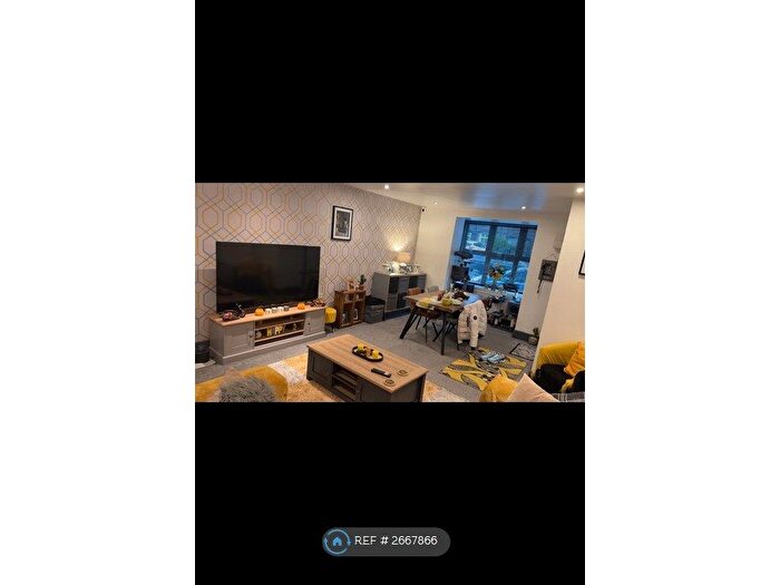 1 Bedroom Flat To Rent In Dimsdale Parade, Newcastle, ST5