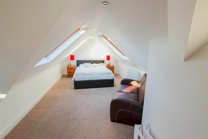 5 Bedroom Detached House To Rent In West End Road, West End, Southampton, SO18