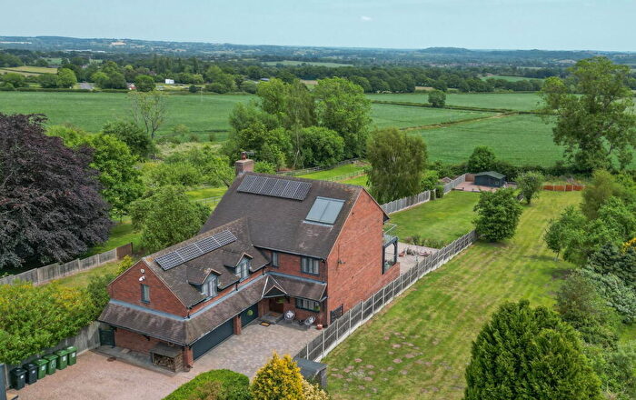 4 Bedroom Detached House For Sale In Evesham Road, Astwood Bank, Redditch, B96