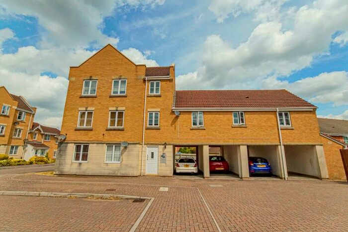 2 Bedroom Flat To Rent In Corinum Close, Emersons Green, Bristol, BS16
