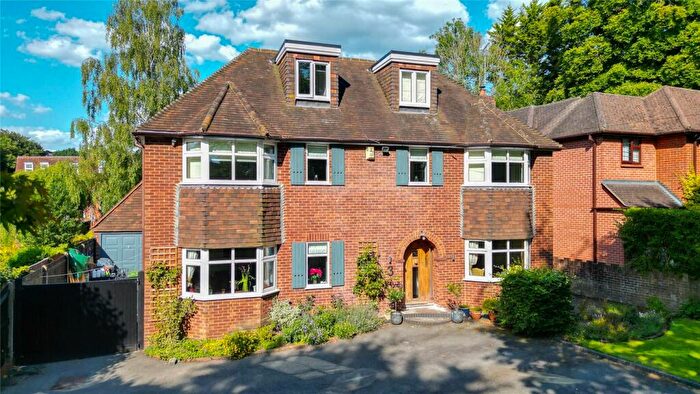 5 Bedroom Detached House For Sale In Reading Road, Wokingham, Berkshire, RG41