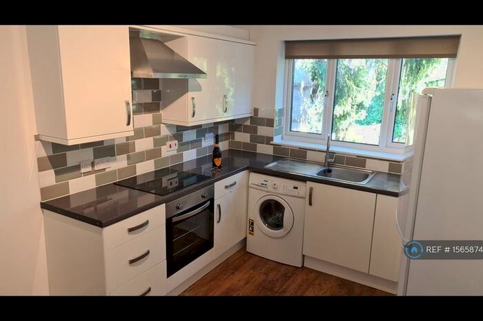 1 Bedroom Flat To Rent In Milton Road, Southampton, SO15