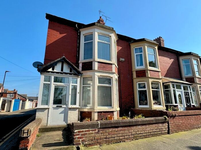 4 Bedroom End Of Terrace House To Rent In Eastbourne Gardens, Whitley Bay, NE26
