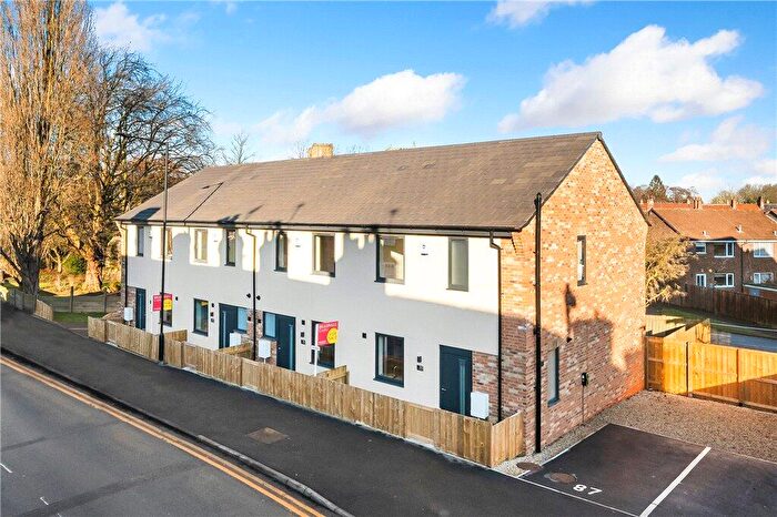 2 Bedroom Terraced House For Sale In Bondgate, Ripon, North Yorkshire, HG4