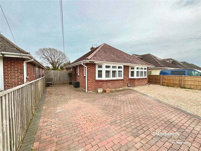 2 Bedroom Bungalow For Sale In Walkford Way, Walkford, Christchurch, Dorset, BH23