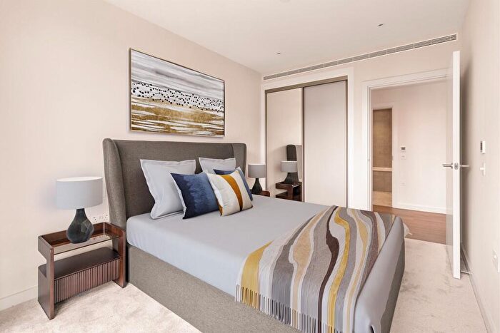 2 Bedroom Apartment To Rent In Nine Elms Lane, London, SW11