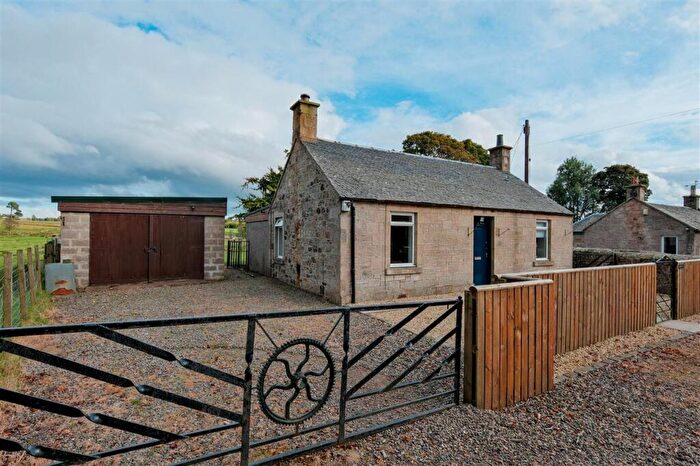 3 Bedroom Detached House To Rent In Lawhead Cottage, Tarbrax, Near Carnwath, EH55
