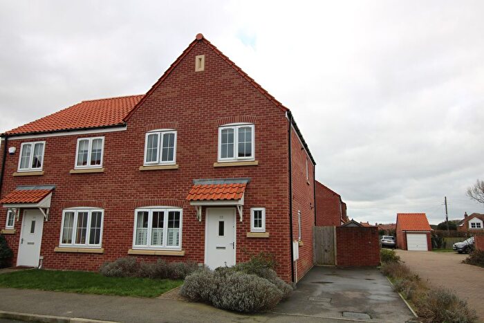 3 Bedroom Semi-Detached House For Sale In Goldcrest Avenue, Branston, LN4