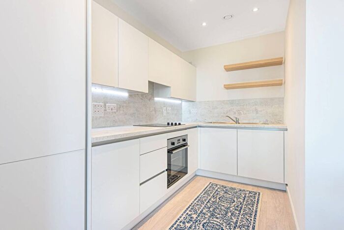 2 Bedroom Flat For Sale In Shearwater Drive, Hendon, London, NW9