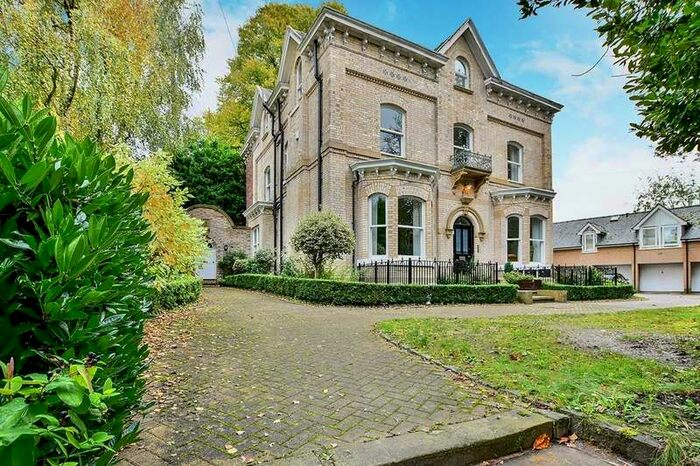 3 Bedroom Apartment To Rent In 23 Millgate Lane, Didsbury, Manchester, M20