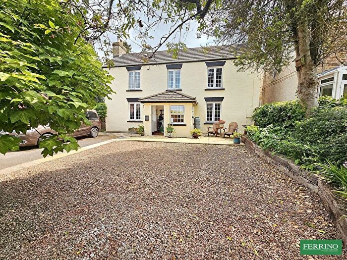 4 Bedroom Detached House For Sale In And Bed Annex Potential, New Street, Mitcheldean, Gloucestershire., GL17