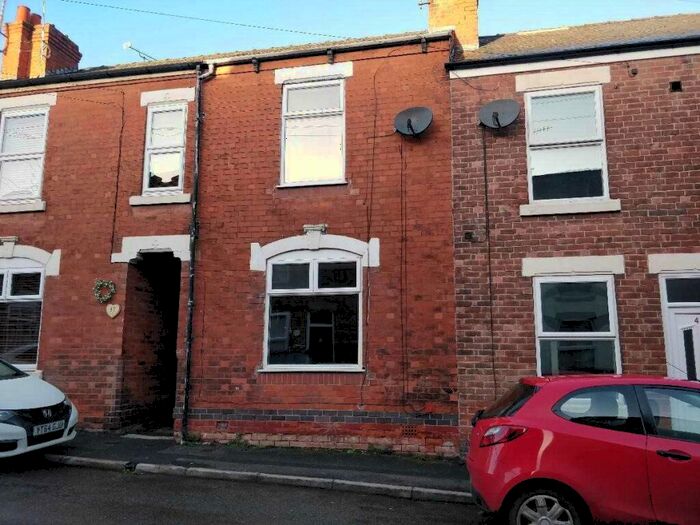 2 Bedroom House To Rent In Hope Street, S40