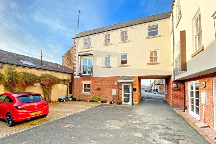 3 Bedroom Mews To Rent In Mornington Mews, Harrogate, HG1