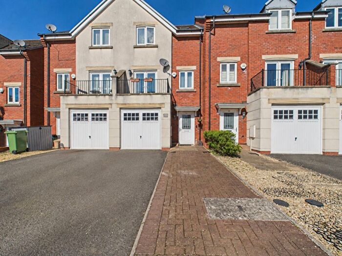 3 Bedroom Terraced House For Sale In St. Michaels Close, Charlton Kings, Cheltenham, Gloucestershire, GL53