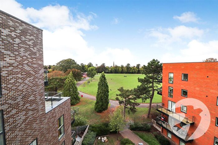 1 Bedroom Flat For Sale In Larner Road, Erith, DA8