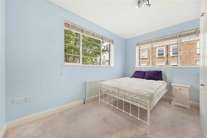 2 Bedroom Flat To Rent In Moreton Place, London, SW1V