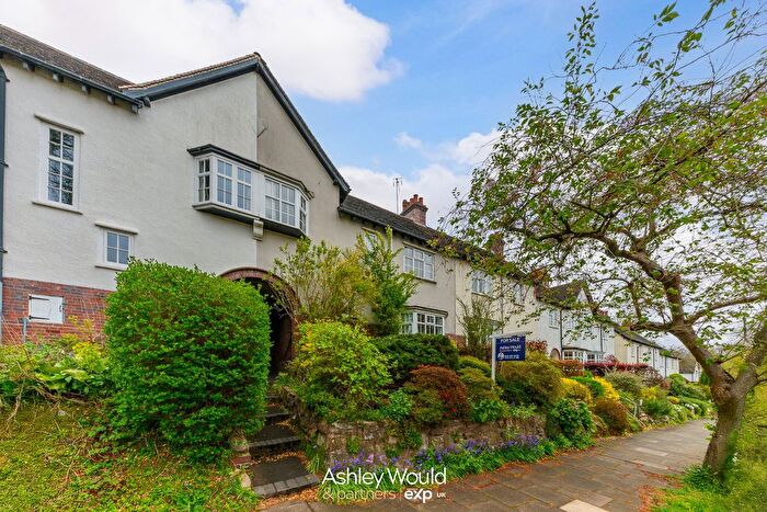 6 Bedroom Terraced House For Sale In Margaret Grove, Birmingham, B17