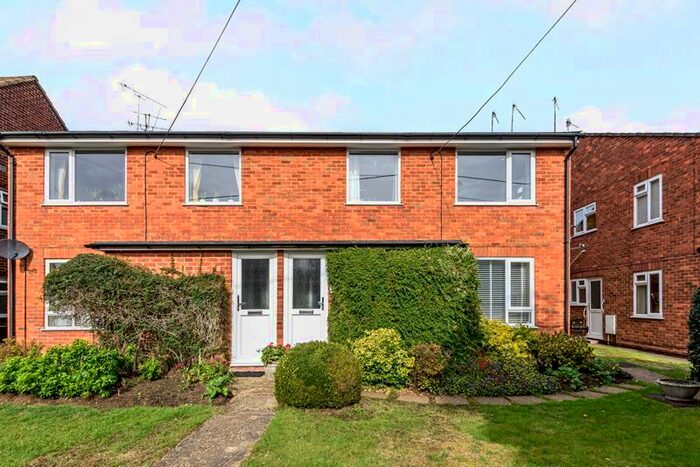 2 Bedroom Maisonette To Rent In Amberley Lane, Old Elstead Road, Milford, Godalming, GU8