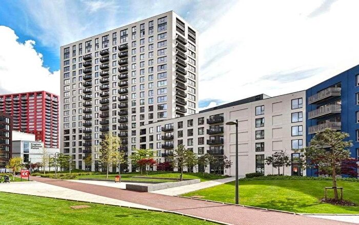 1 Bedroom Apartment To Rent In Grantham House, Botanic Square, City Island, Canning Town, London, E14