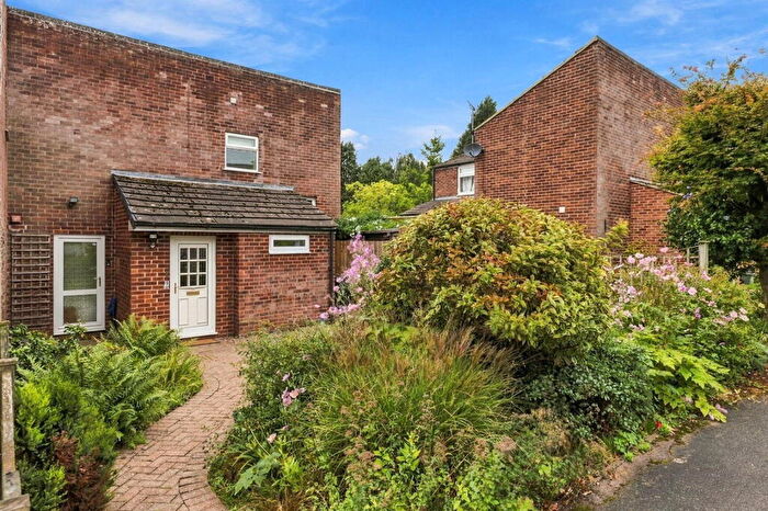3 Bedroom Semi-Detached House For Sale In Blackacre, Burton Joyce, Nottingham, NG14