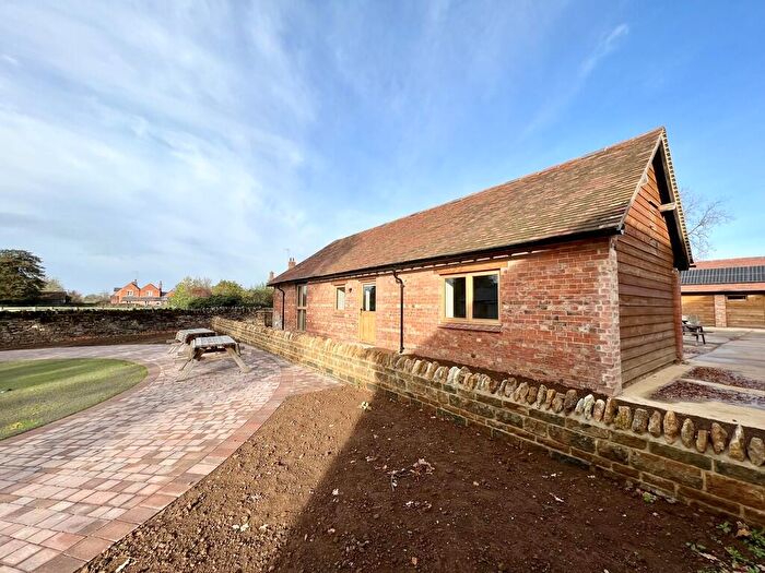 1 Bedroom Semi-Detached Bungalow To Rent In Main Street, Thenford, OX17