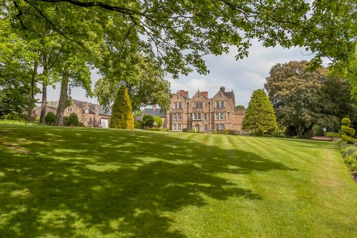 7 Bedroom Detached House For Sale In Parkhall Lane, Spinkhill, Sheffield, S21