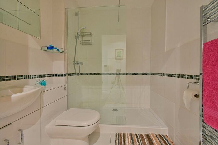 2 Bedroom Flat For Sale In Dorset Road South, Bexhill-On-Sea, TN40