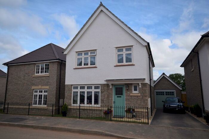 3 Bedroom Detached House To Rent In Rookabear Avenue, Roundswell, Barnstaple, EX31
