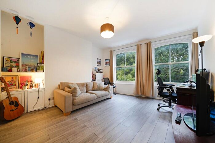 1 Bedroom Flat To Rent In Hazellville Road, Archway, N19