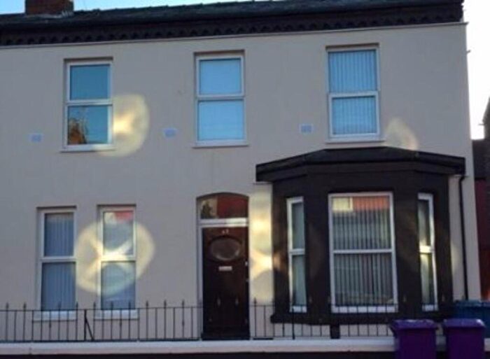 6 Bedroom House To Rent In Salisbury Road, Merseyside, L15