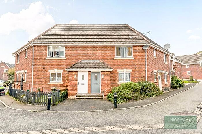 2 Bedroom Maisonette For Sale In Billys Copse Havant, PO9