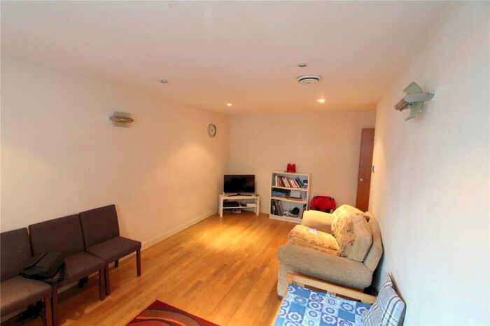 1 Bedroom Apartment To Rent In Platinum House, Lyon Road, Harrow, Middlesex, HA1