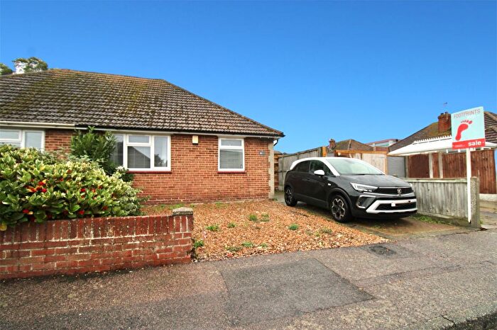 2 Bedroom Semi-Detached Bungalow For Sale In Sycamore Close, Broadstairs, CT10