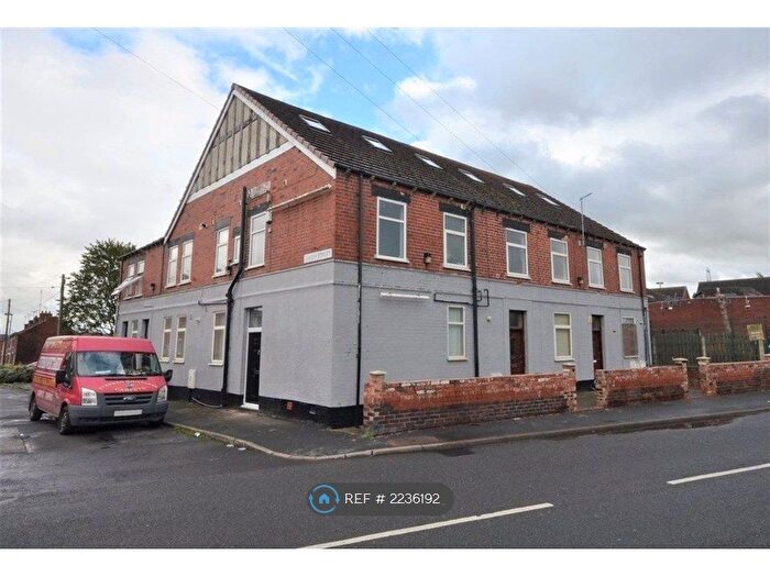 1 Bedroom Flat To Rent In Southmoor Road, Hemsworth, Pontefract, WF9
