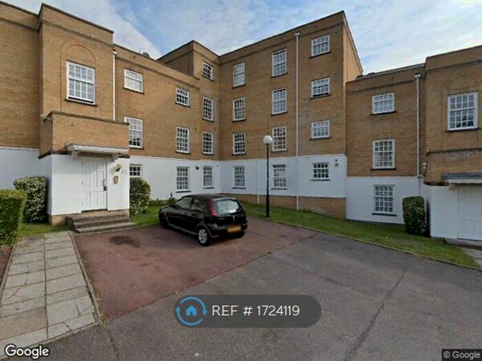 1 Bedroom Flat To Rent In Leigh Hunt Drive, London, N14