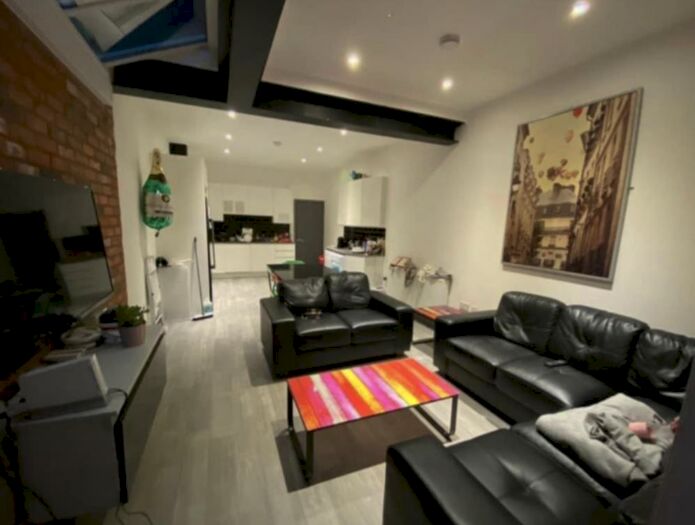 6 Bedroom Terraced House To Rent In Hubert Road, Selly Oak, Birmingham, B29