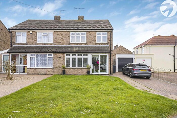 3 Bedroom Semi-Detached House For Sale In Lunedale Road, Fleet Estate, Dartford, Kent, DA2