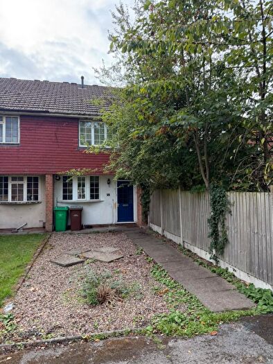 3 Bedroom House For Sale In Saxon Green, Lenton, East Midlands, NG7