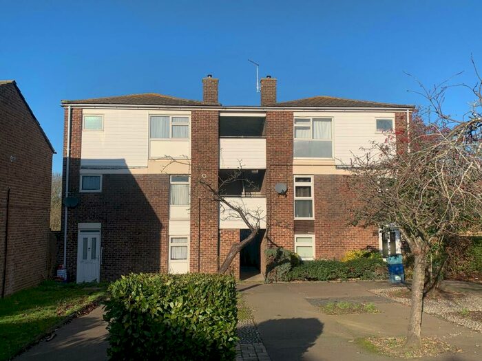 1 Bedroom Flat To Rent In Willowfield, CM18