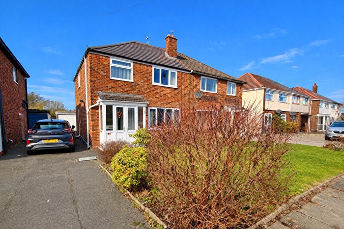 3 Bedroom Semi Detached House For Sale In Hawthorne Road, Thornton, FY5
